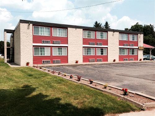 Budget Inn Bath Exterior photo